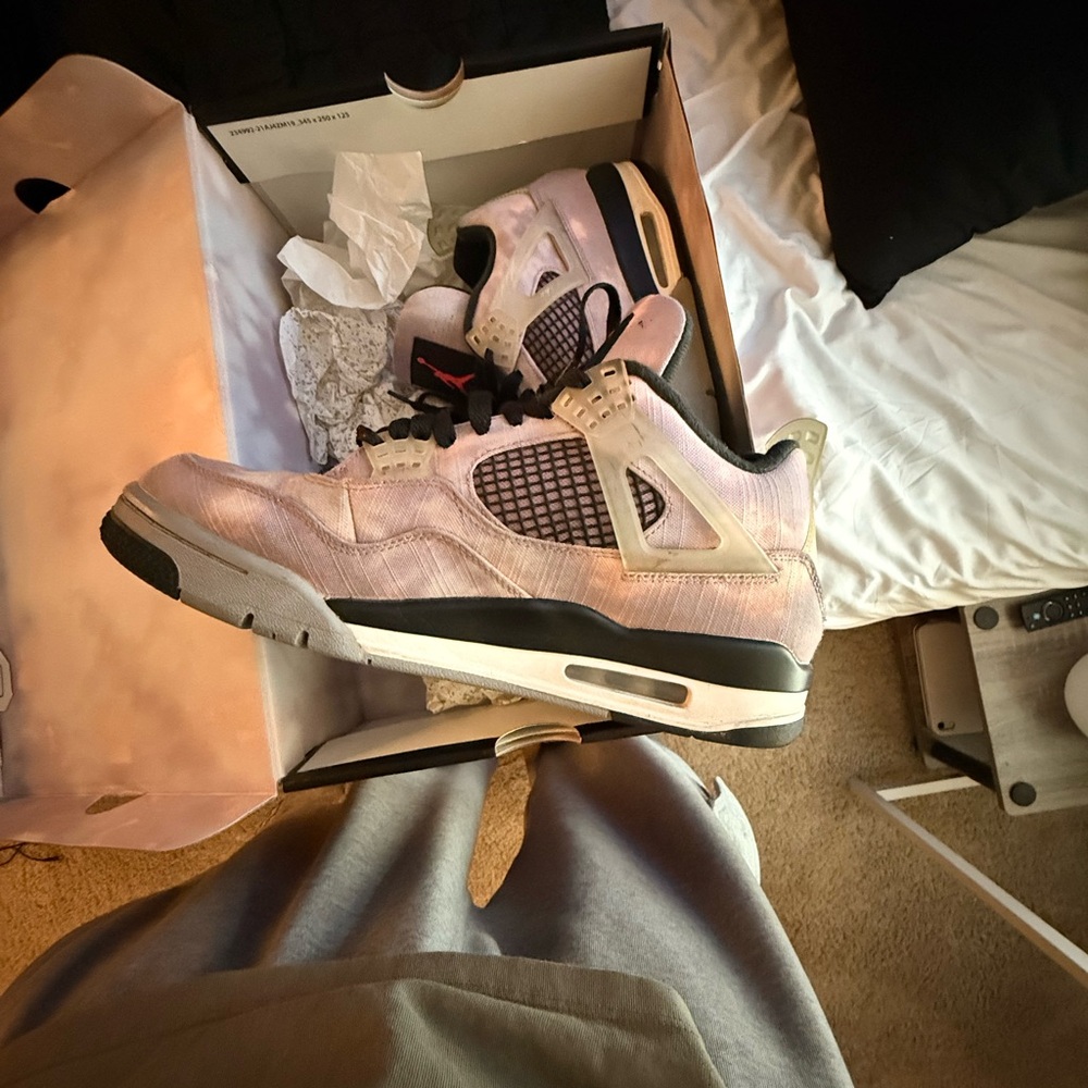 Nike Air Jordan 4 Retro SE Black Box